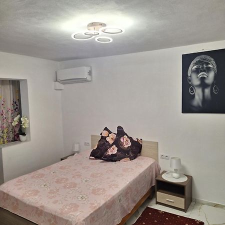 Apartament Timeea Băile Herculane المظهر الخارجي الصورة